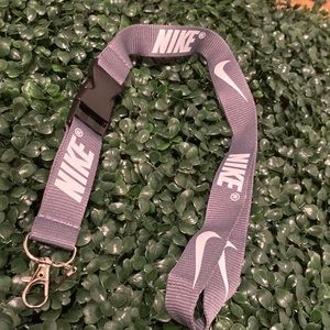 Nike Detachable Lanyard Gray & White
